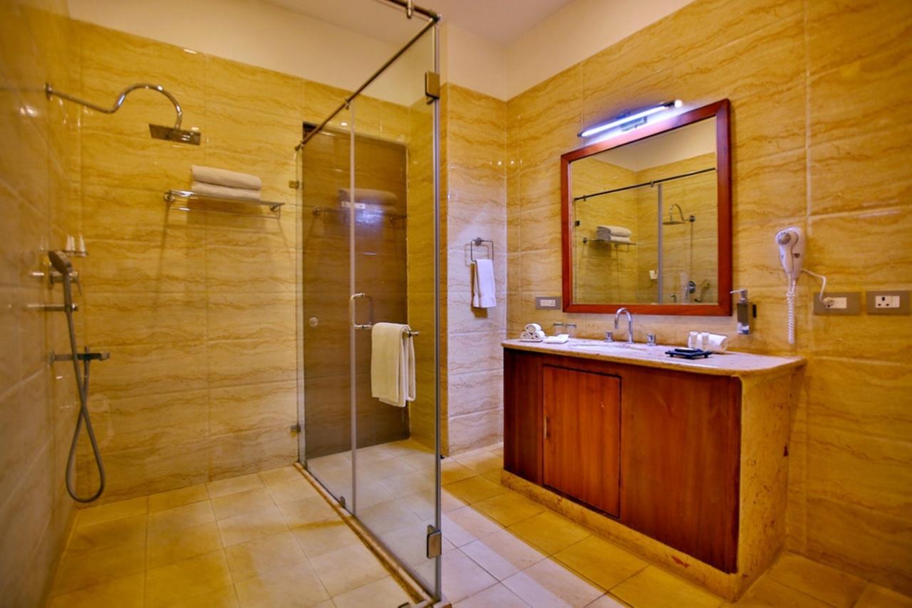 Regenta Resort Vanya Mahal Ranthambore Савай Мадхопур Екстериор снимка