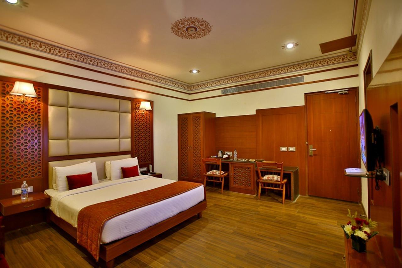 Regenta Resort Vanya Mahal Ranthambore Савай Мадхопур Екстериор снимка