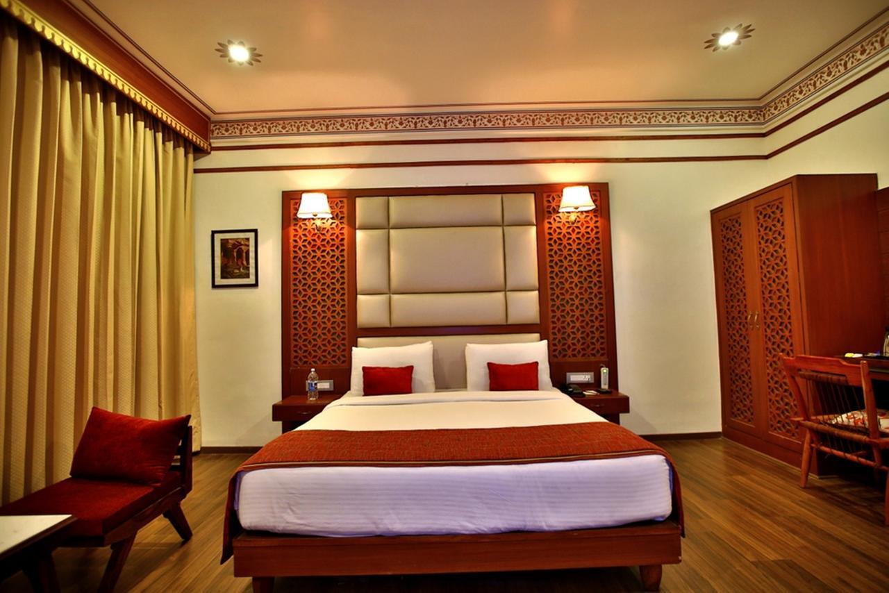 Regenta Resort Vanya Mahal Ranthambore Савай Мадхопур Екстериор снимка