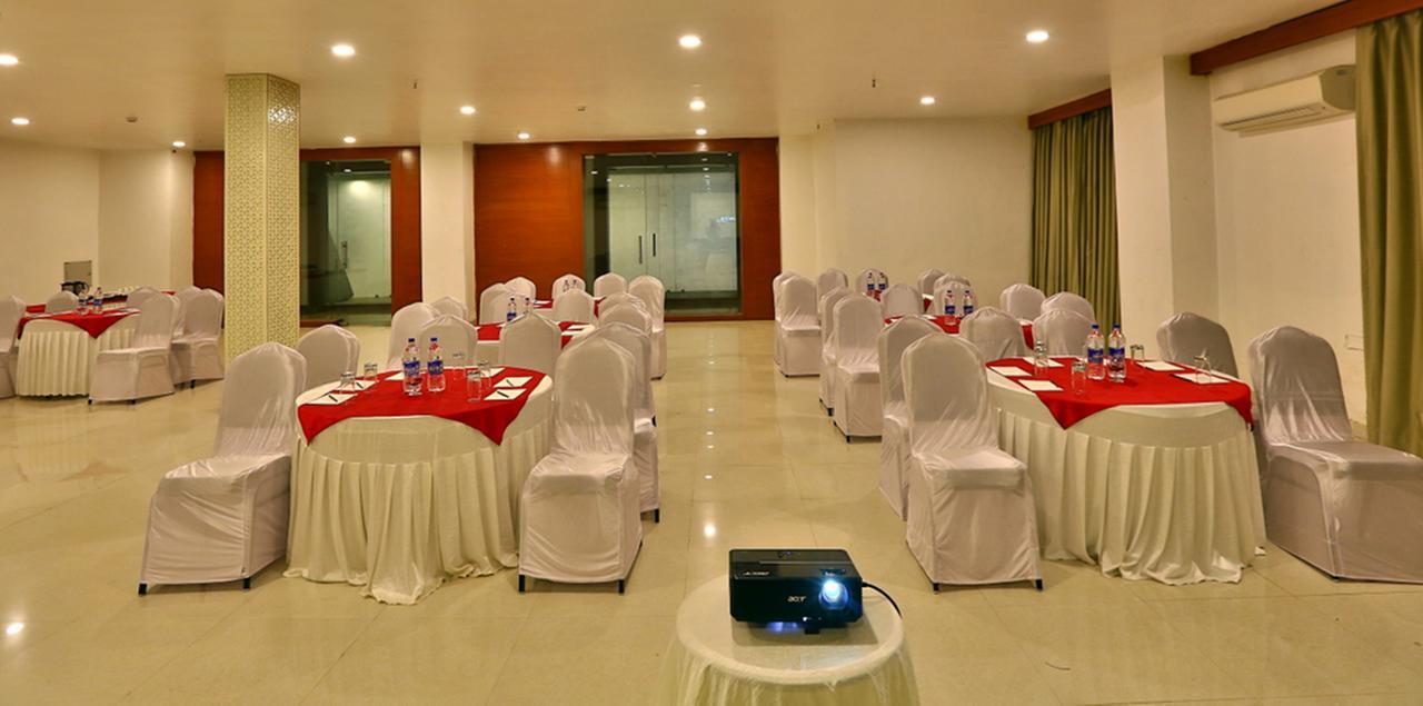 Regenta Resort Vanya Mahal Ranthambore Савай Мадхопур Екстериор снимка