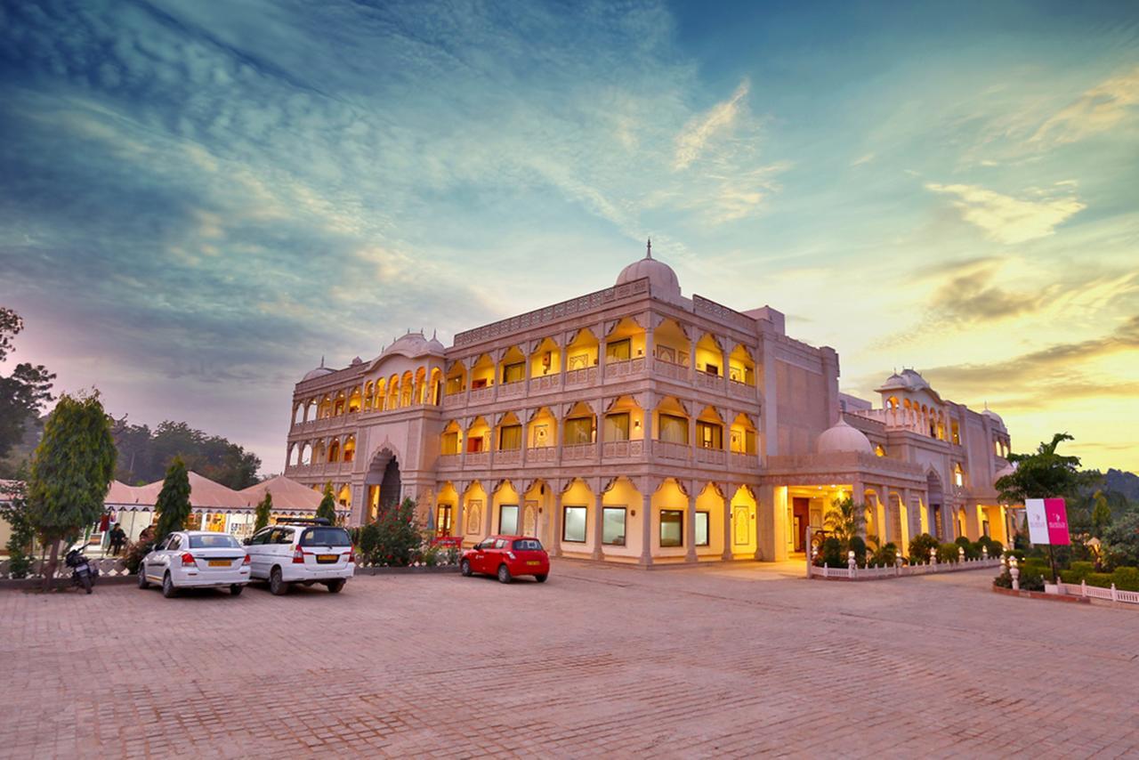 Regenta Resort Vanya Mahal Ranthambore Савай Мадхопур Екстериор снимка