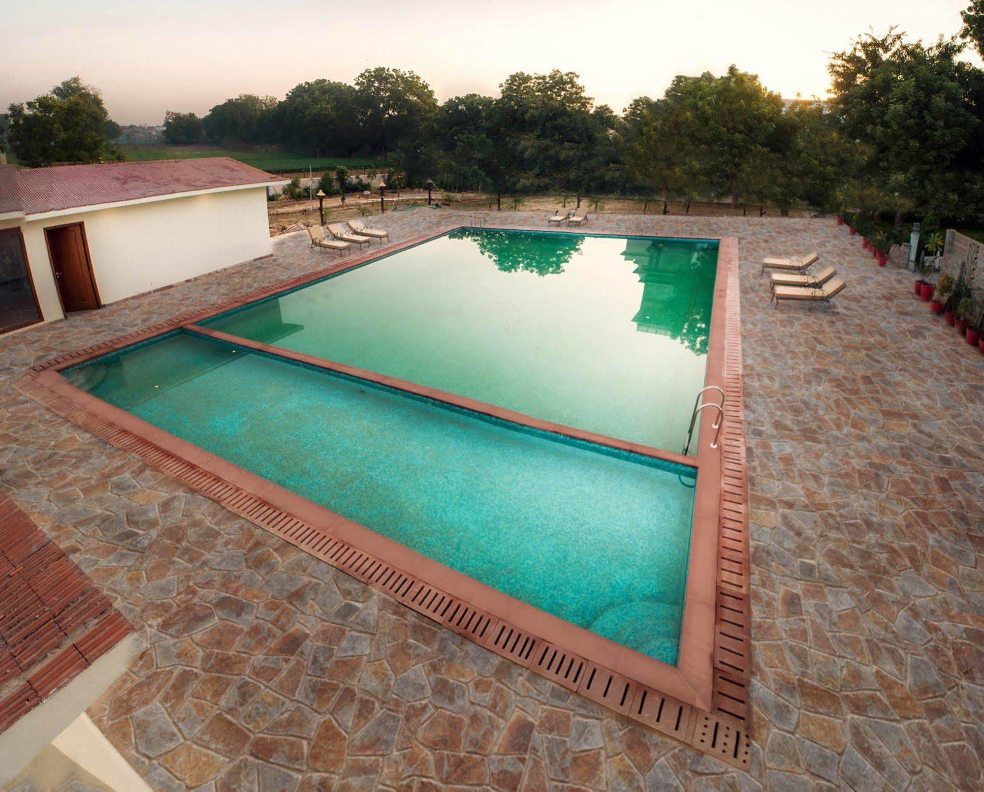 Regenta Resort Vanya Mahal Ranthambore Савай Мадхопур Екстериор снимка